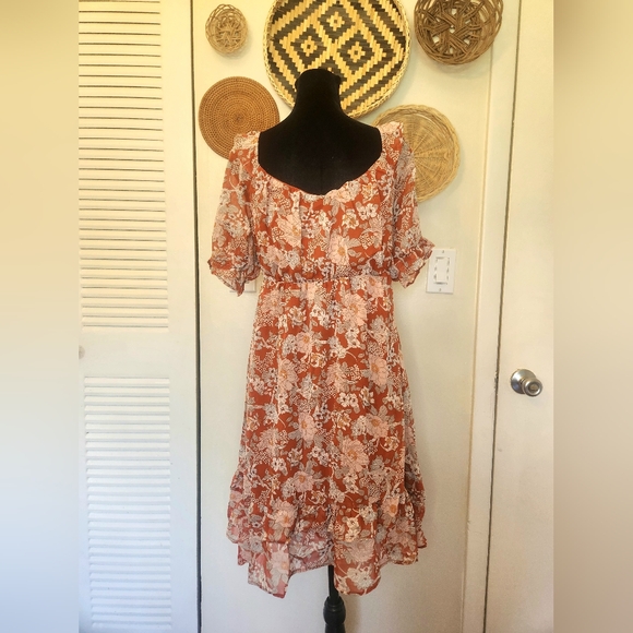 Floral Mini Dress With Square Neckline And Puff Sleeves - Picture 4 of 4